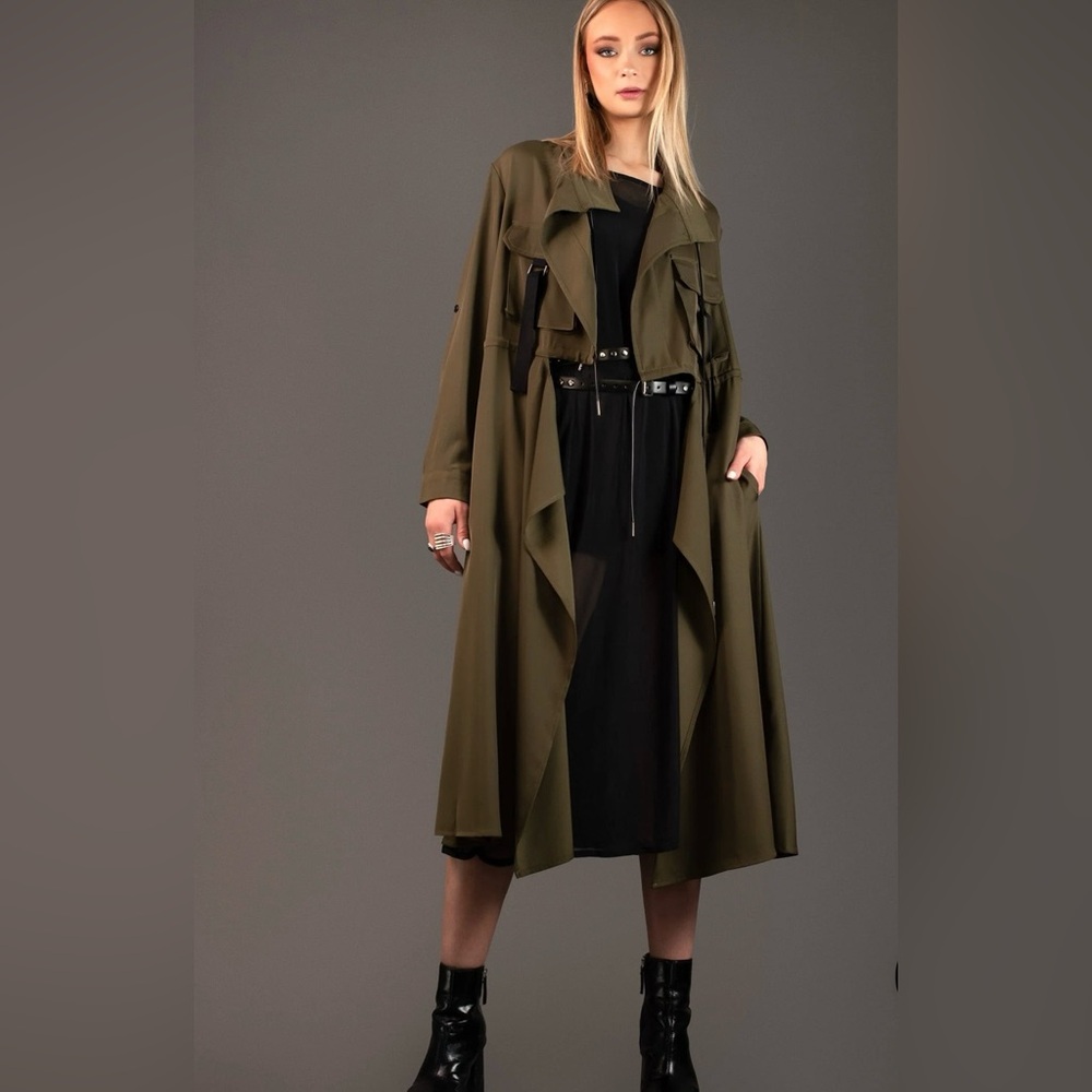 Kate Hewko LIGHTWEIGHT TRENCH COAT